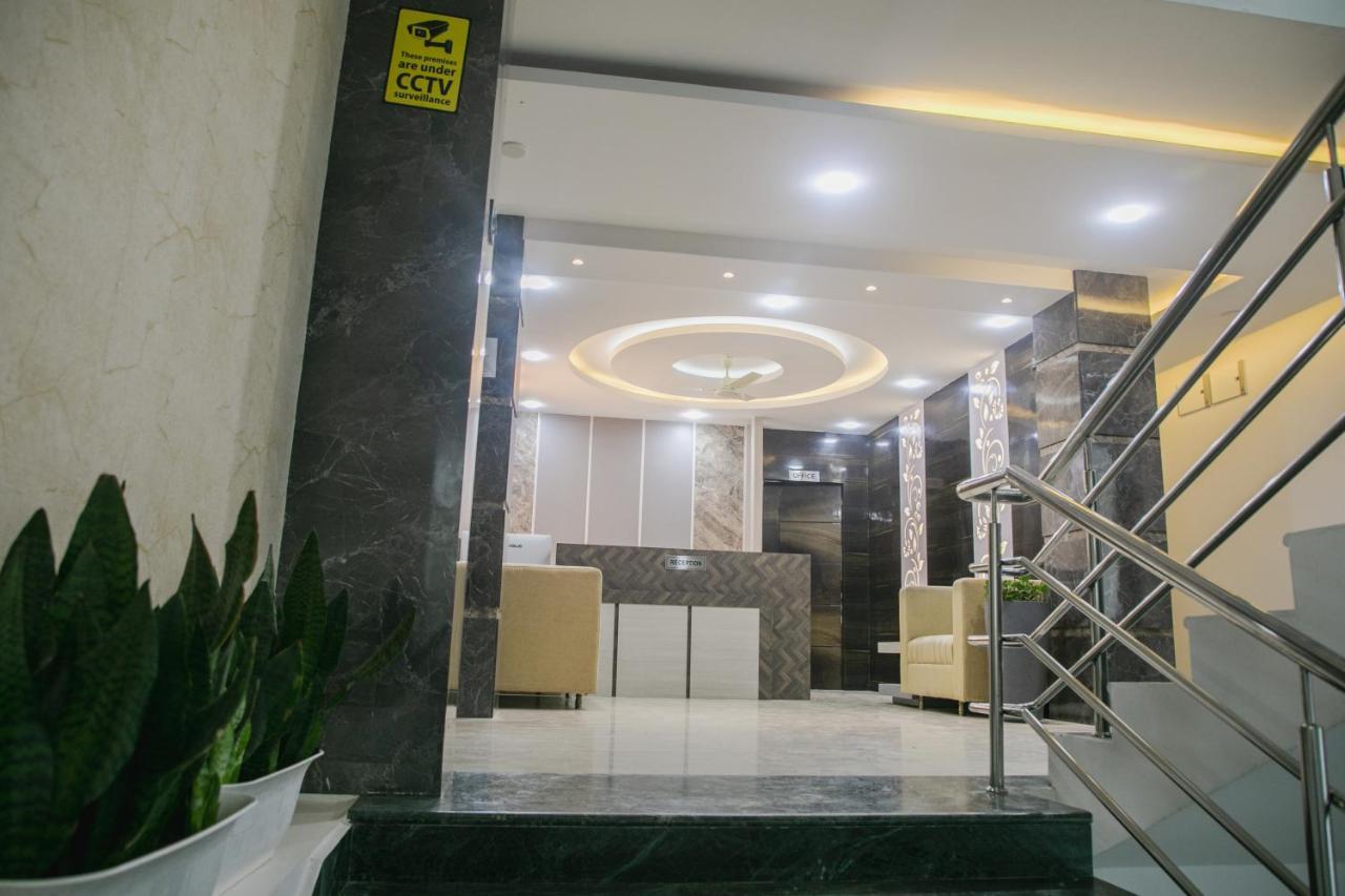 Crescent International Kohima Ngoại thất bức ảnh